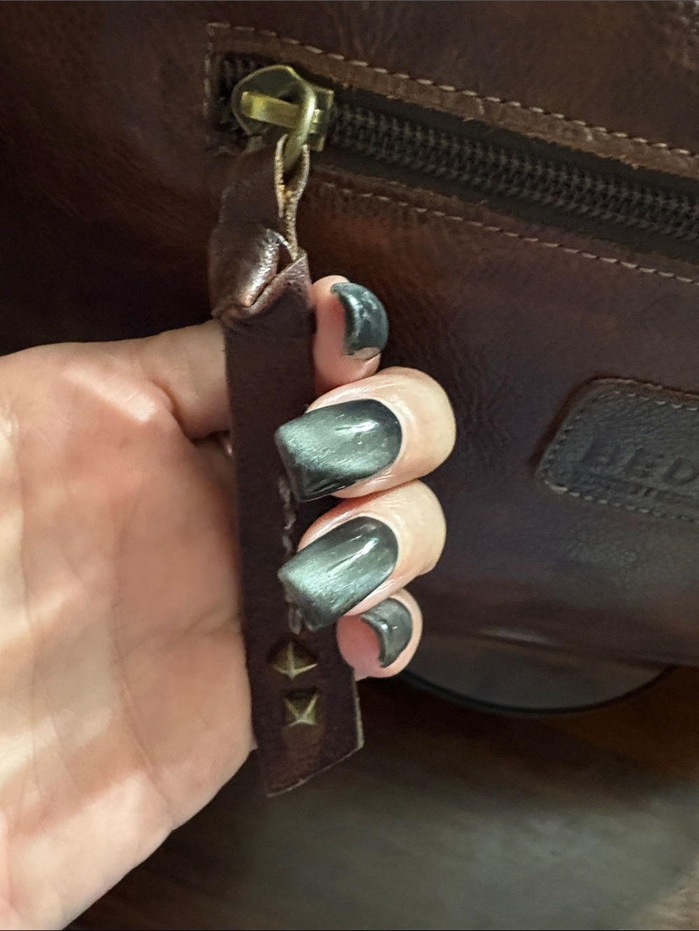 BED|STÜ Cersei Leather Convertible Shoulder/Bucket Bag - Picture 11 of 16